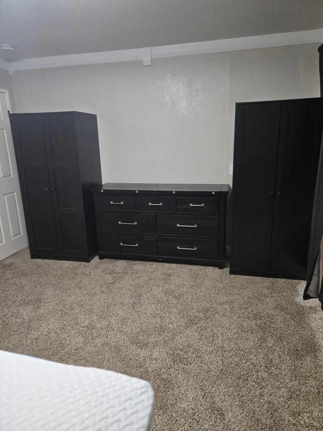 Building Photo - 44207 61st St W