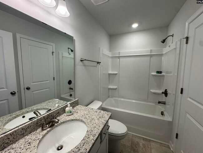 Building Photo - 269 Bangalore Wy