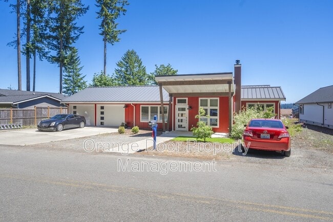 Building Photo - 7013 Stanich Ave