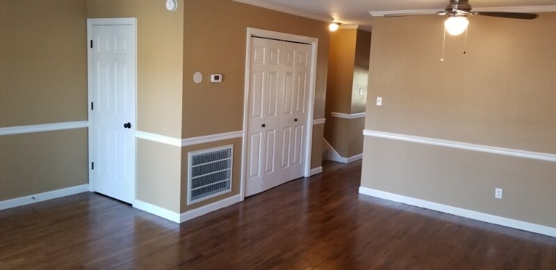 Building Photo - 481 Bramblewood Ln