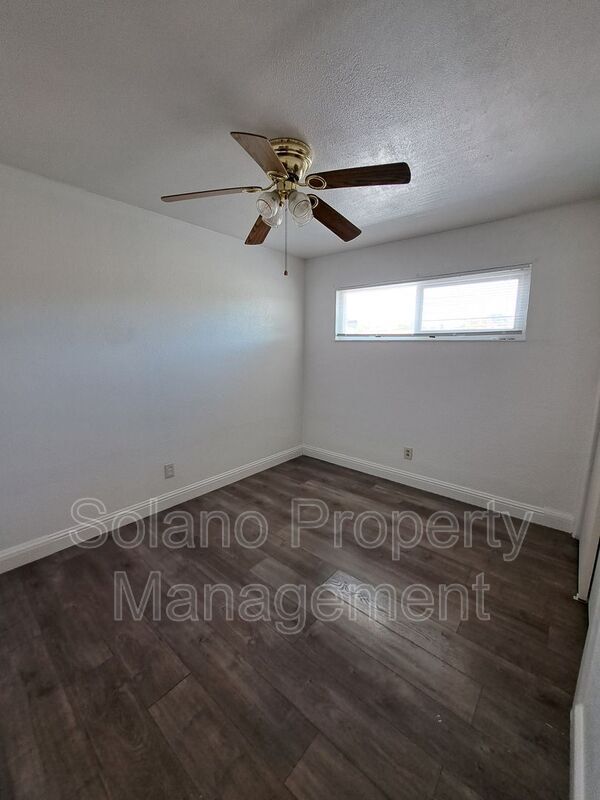 Building Photo - Brown Street Apartments