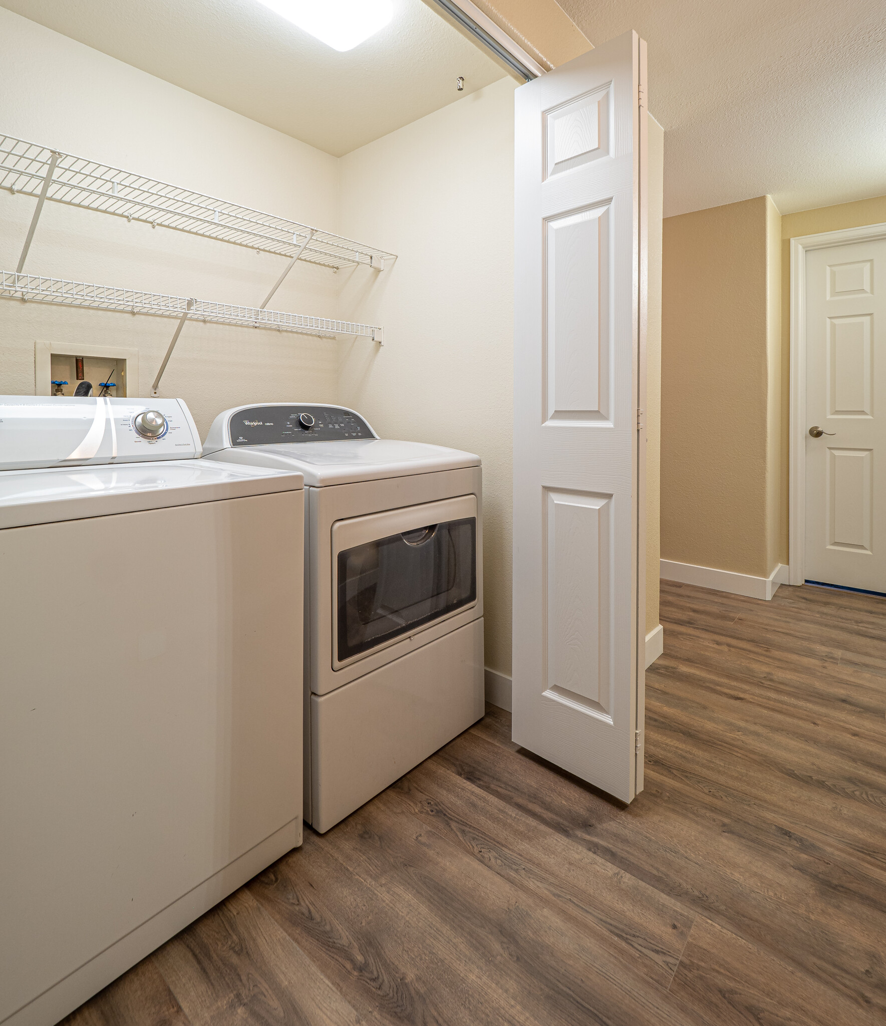 Laundry - 8440 Little Rock Way
