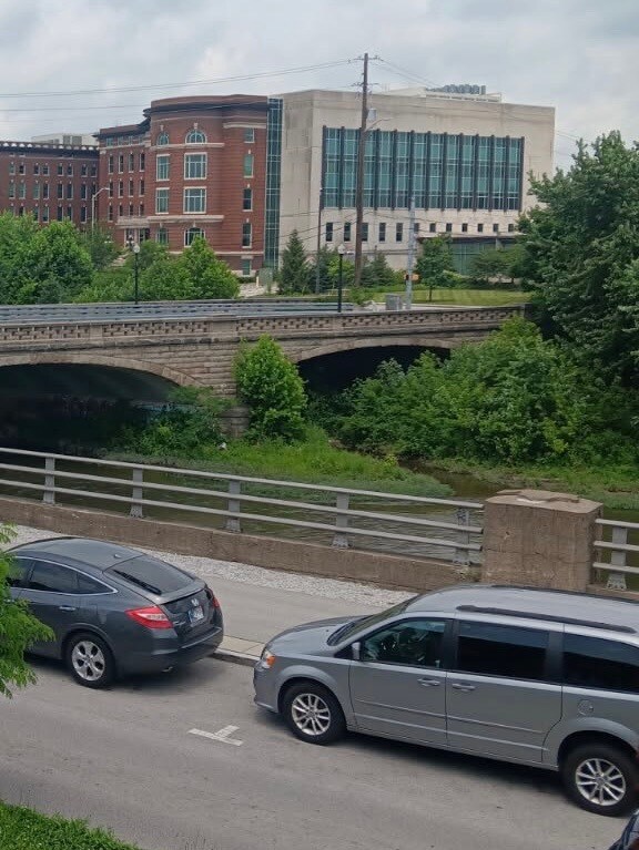 Building Photo - 43 W Fall Creek Parkway South Dr