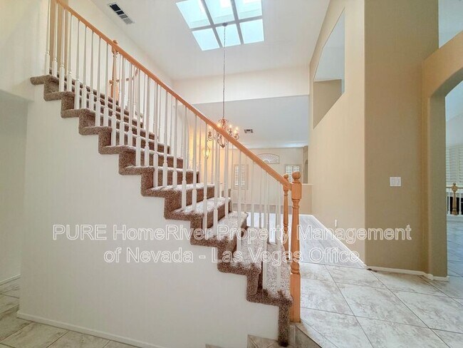 Building Photo - 2121 Stone Croft St