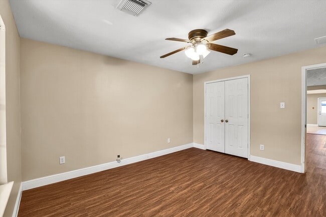 Building Photo - 914 Ivycroft Ln