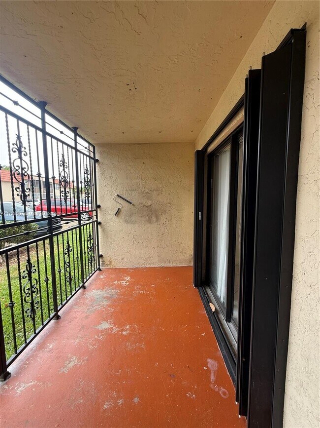 Building Photo - 6555 W 26th Dr