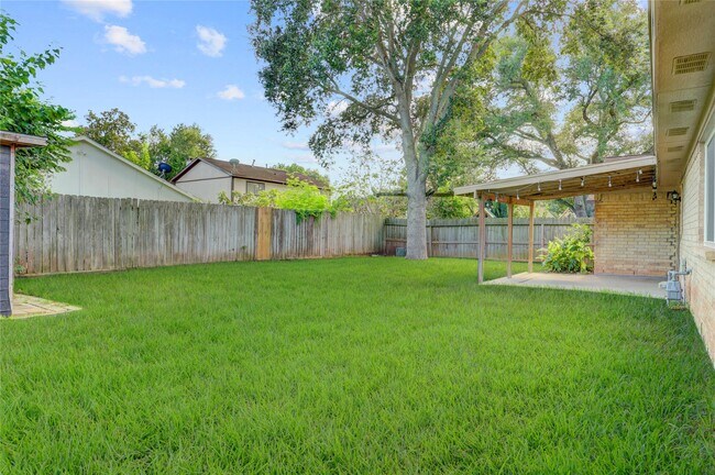 Building Photo - 1811 Cotton Mill Ct