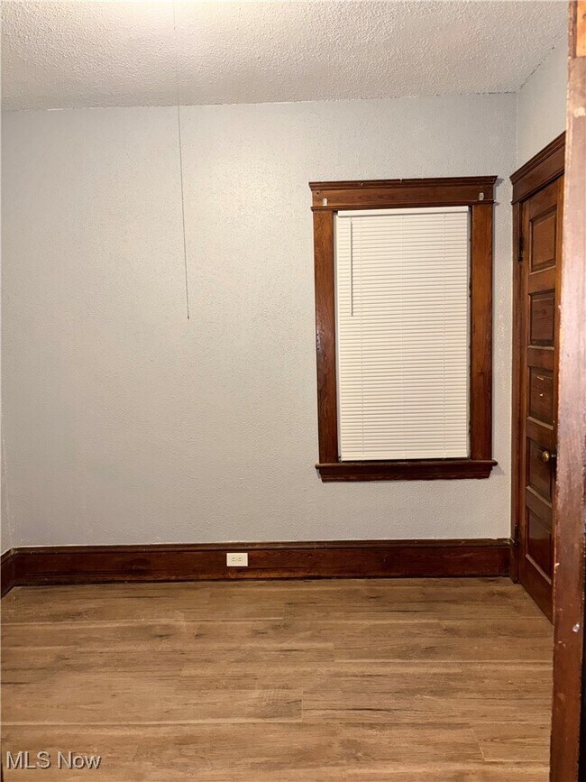 Building Photo - 7523 Osage Ave