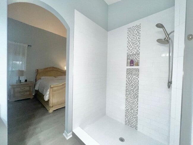 Building Photo - Amazing 4x2 in Lake Nona!! Gated Nona Crest! All tile flooring!! 2 car garage!