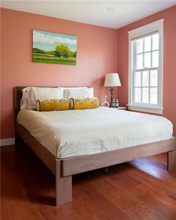 Building Photo - 304 Third Beach Rd