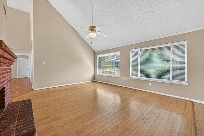 Building Photo - 1535 Beaconshire Rd
