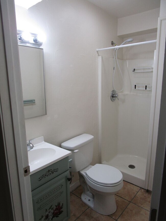 Building Photo - *PRICE IMPROVEMENT* Spacious 2 Story, 2 Bedroom, 2 Bath Home on Corner Lot in Ochoco West Subdivi...