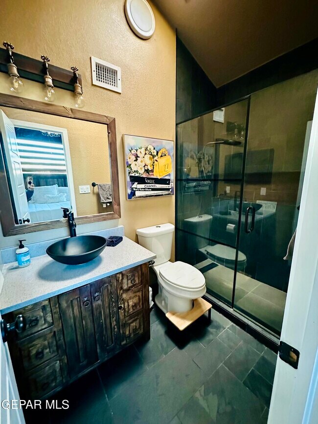 Building Photo - 11716 Fred Perry Dr