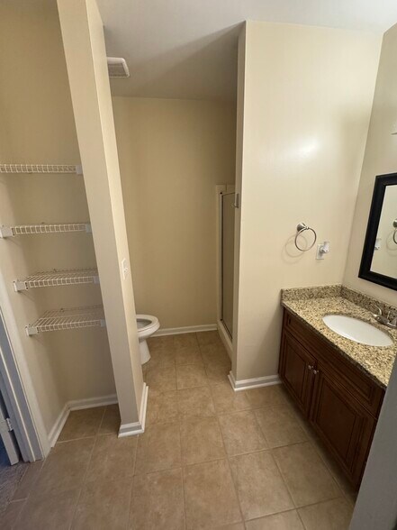 Primary Photo - 310 Primrose Ln