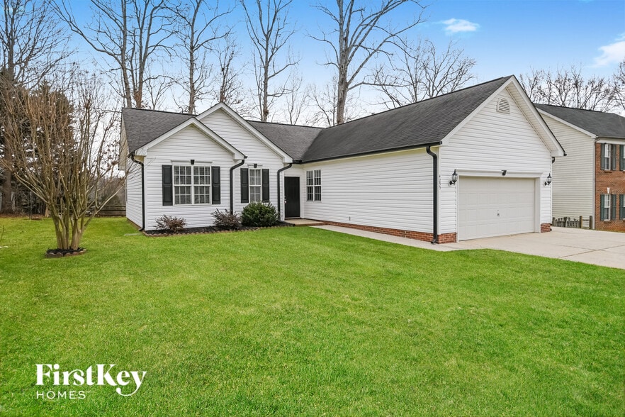 Building Photo - 4255 Kiser Woods Dr SW