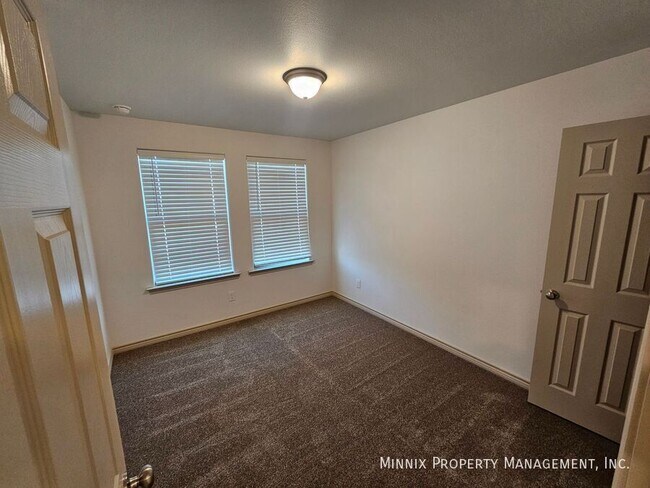 Building Photo - 1320 Bajada St