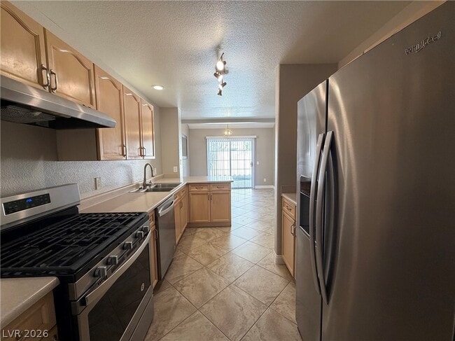 Building Photo - 9655 Silver City Dr