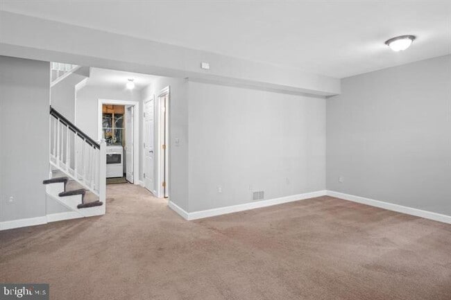 Building Photo - 7439 Heatherfield Ln