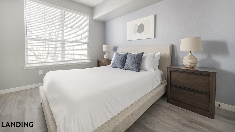 Building Photo - 901 Colorado Blvd