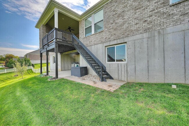 Building Photo - 1890 Williams Rd