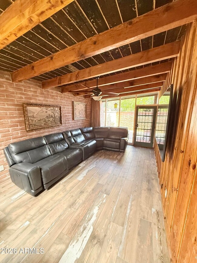 Building Photo - 3032 N 32nd St