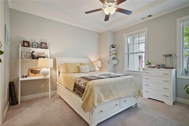 Building Photo - 901 Proctor Ranch Dr