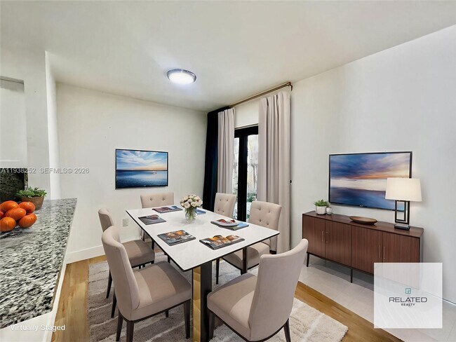 Building Photo - 3522 SW 25th St