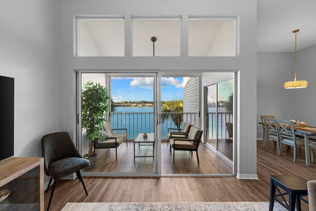 Building Photo - 2651 Citrus Lake Dr