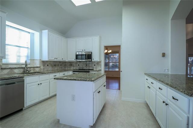 Building Photo - 504 Renfro Ct