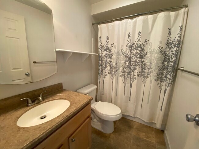 Building Photo - 31003 14th Ave S