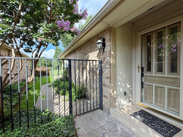 Building Photo - 3212 Laurel Oaks Ct
