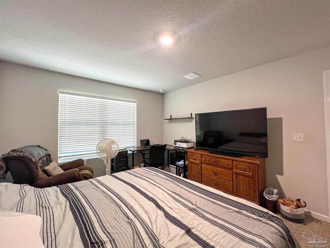 Building Photo - 1039 Lovebird Ct