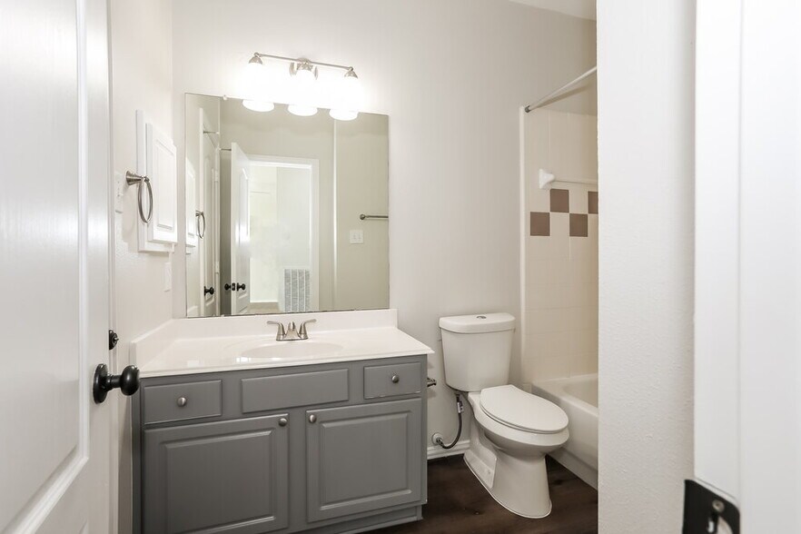 Building Photo - 21911 Heath Meadow Ct