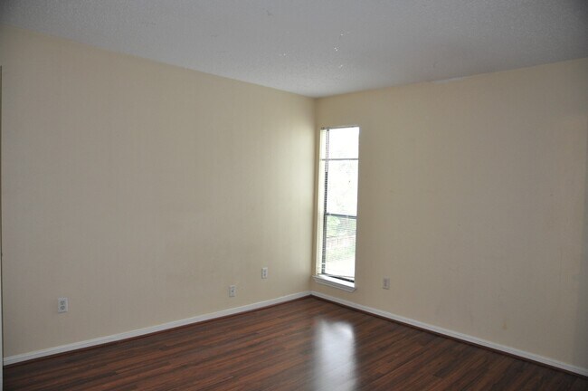 Building Photo - 3754 Tanglewilde St