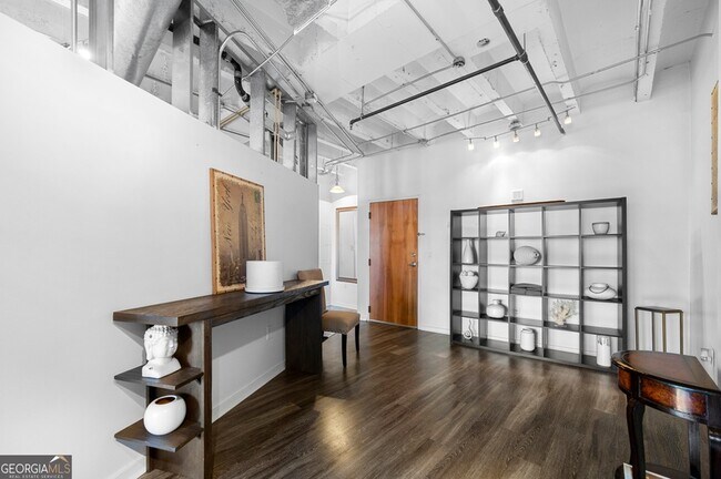 Building Photo - 878 Peachtree St NE