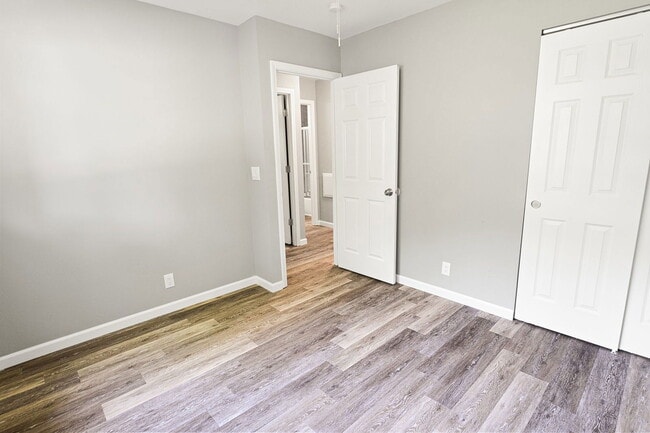 Building Photo - 3483 Norberg Dr