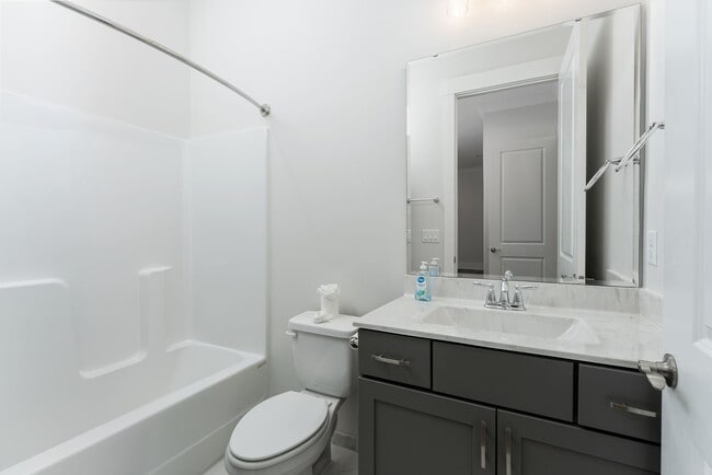 Building Photo - 4454 Bannock Cir