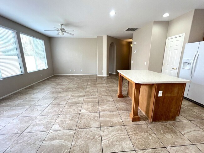 Building Photo - 1022 Pecos River Ave
