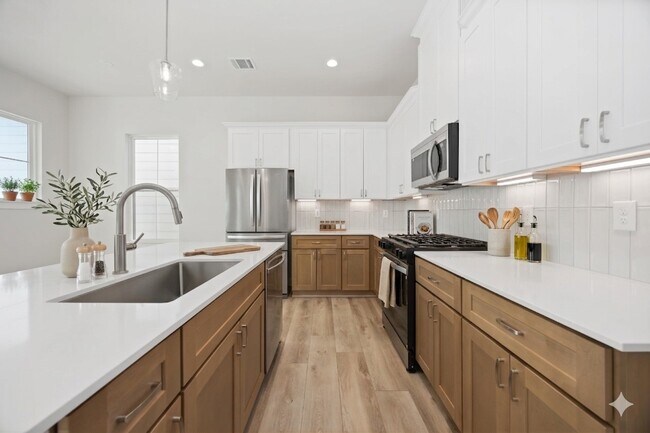 Building Photo - 6109 Campos Dr