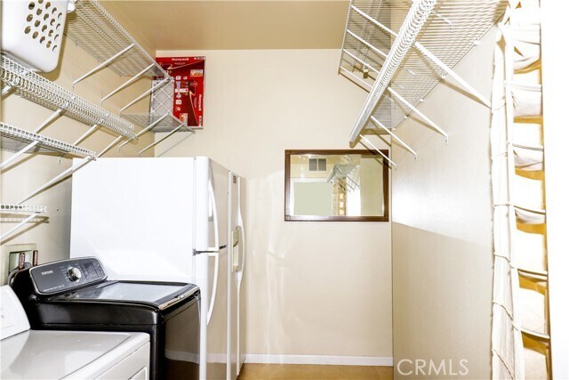 Building Photo - 1653 Honors Cir