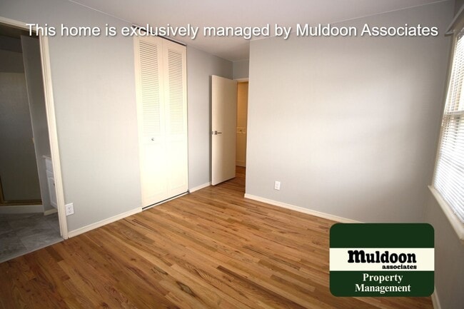 Building Photo - Beautiful Rancher with everything on one level