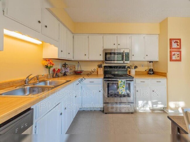 Building Photo - 309 Timberway Cir