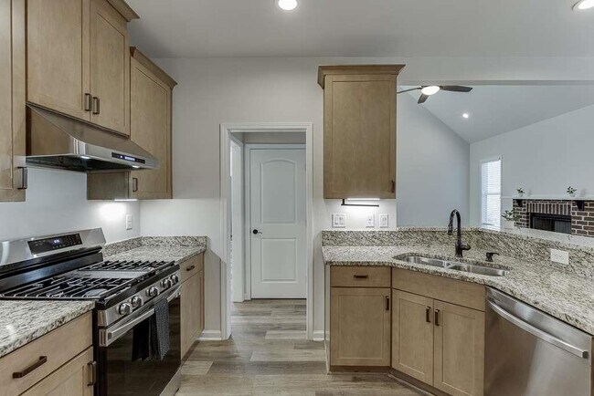 Building Photo - 3477 N Berkeley Lake Rd NW