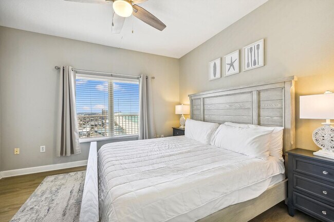 Building Photo - 104 Gulfside Ct