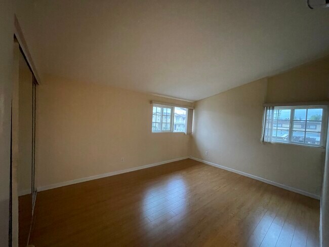 Building Photo - 18556 Community St