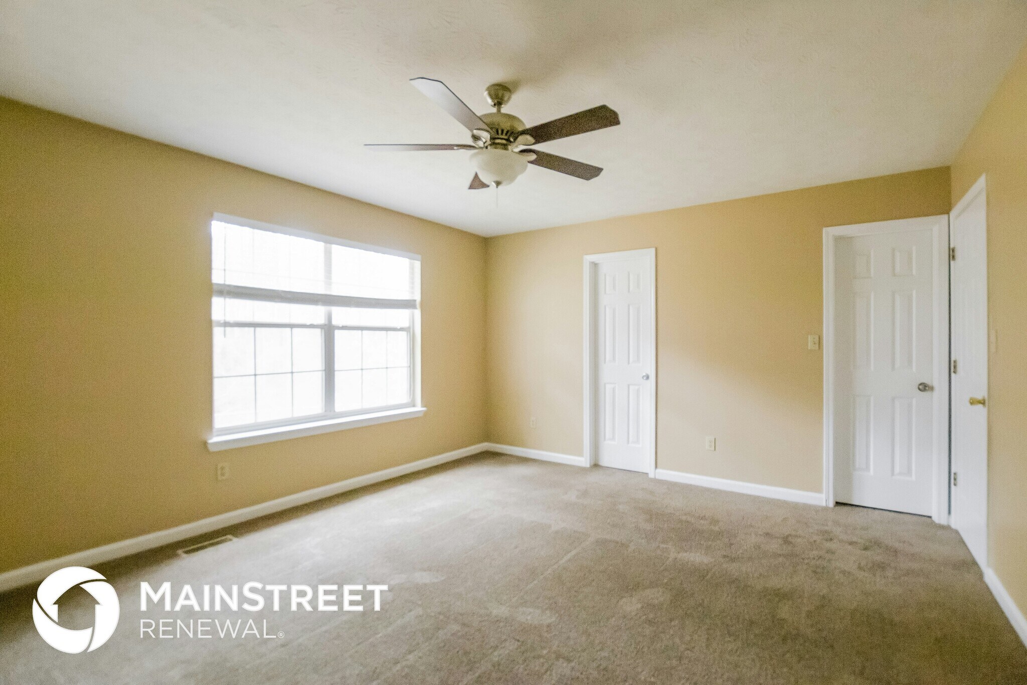 Building Photo - 325 King Henry Rd