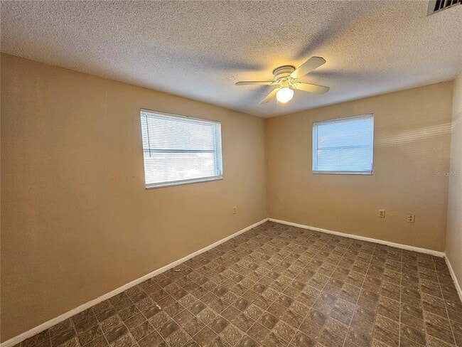 Building Photo - 3048 Coldwell Dr