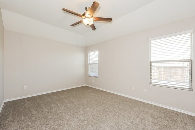 Building Photo - 8616 Fawn Hill Ct