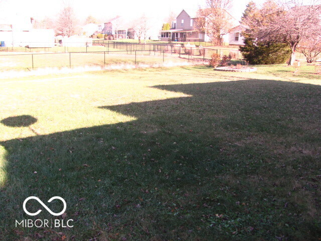 Building Photo - 10604 Creekside Woods Dr