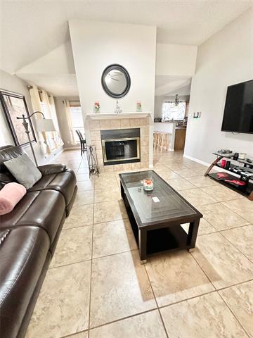 Building Photo - 8501 Brushy Creek Trail